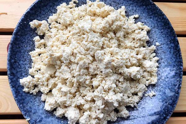 蒸豆腐丸子的做法图解1