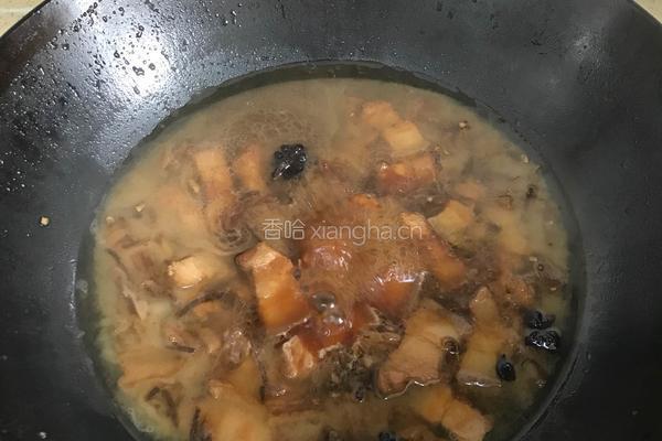 五花肉炖紫菜的做法图解10