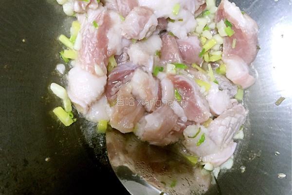茭白烧肉的做法图解6