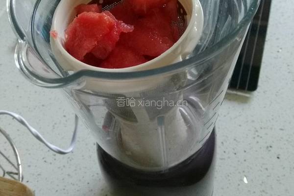 西瓜汁的做法图解3
