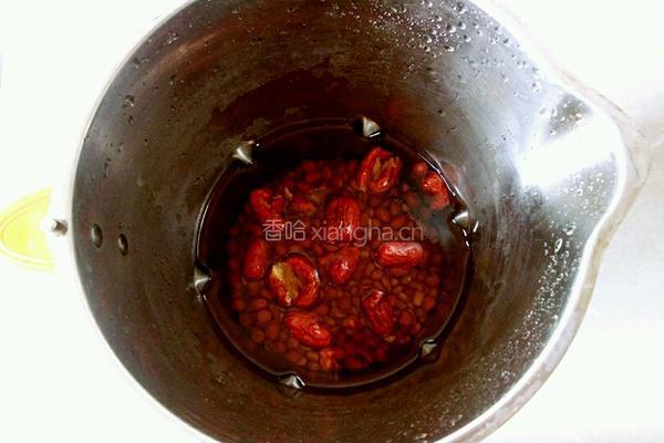 红枣红豆花生养颜豆浆的做法图解4