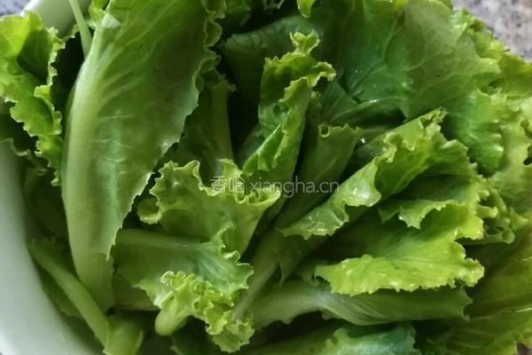 生菜豆皮卷的做法图解2