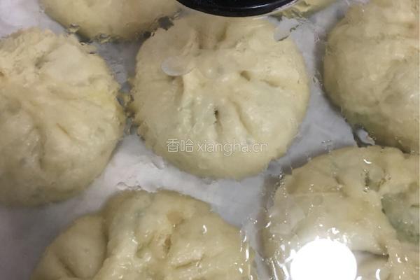 韭菜鸡蛋馅包子的做法图解7