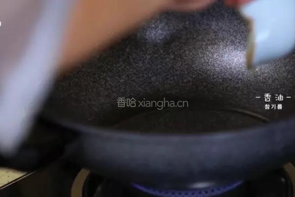 海苔寿司的做法图解6