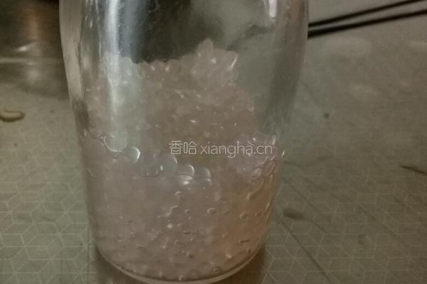 香蕉牛奶蜂蜜西米露的做法图解4