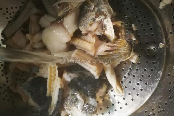 雪菜黑鱼汤的做法图解15