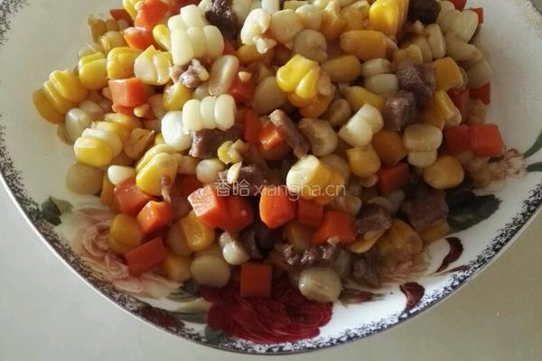 玉米胡萝卜肉粒的做法图解7
