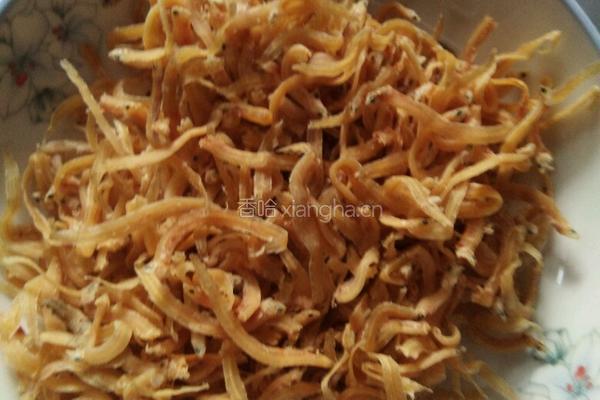 辣椒小银鱼的做法图解1