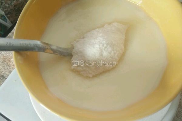 桃子酸奶慕斯蛋糕的做法图解1