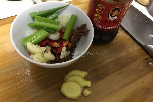 家常黄焖鸡的做法图解2