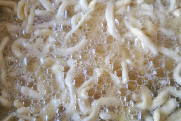 蔓越莓牛轧糖沙琪玛的做法图解3