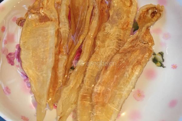 冬虫草花胶炖肉沫的做法图解1