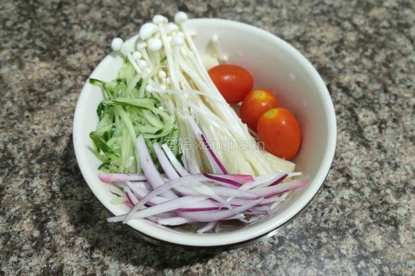 捞汁什锦菜的做法图解2