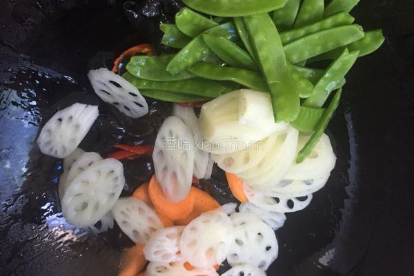 荷塘小炒的做法图解7