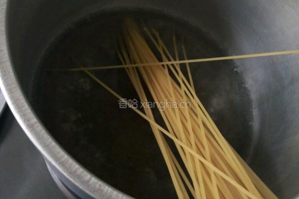 意大利肉酱面（里面没放肉）的做法图解7