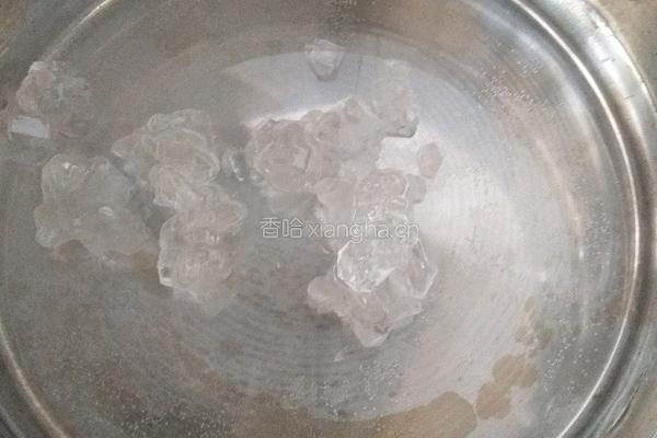 黄桃罐头的做法图解2