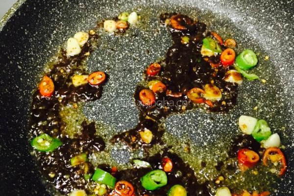 酱烧香豆腐的做法图解7