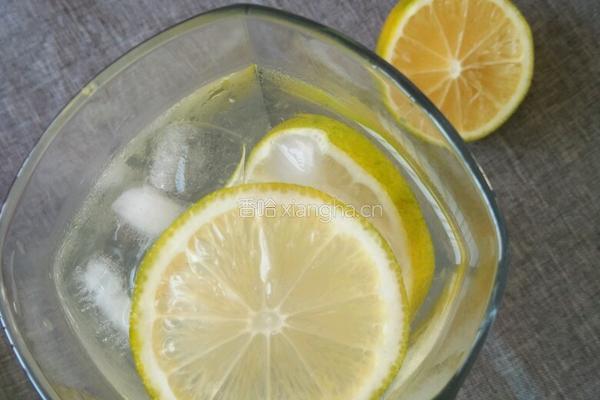 蜂蜜柠檬水的做法图解6