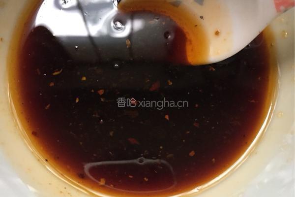凉拌猪耳朵的做法图解3