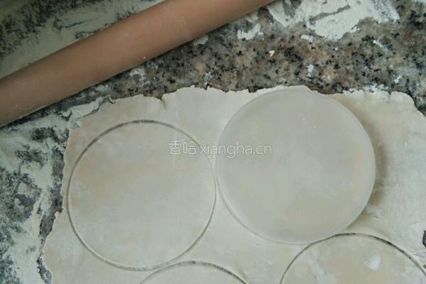 蔬菜香菇肉沫水饺的做法图解4