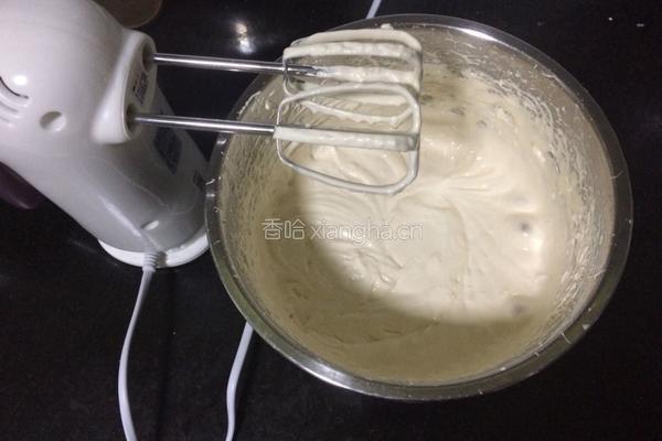 美味DIY芝士蒸蛋糕(电饭锅版)的做法图解5