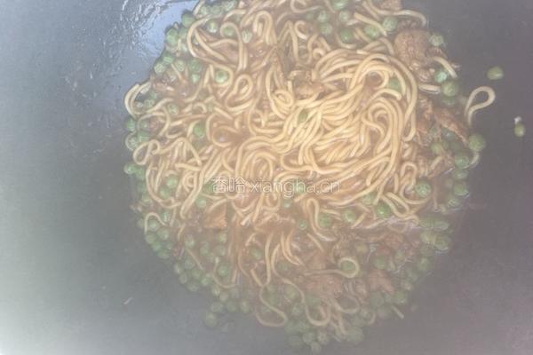 豌豆焖面的做法图解11