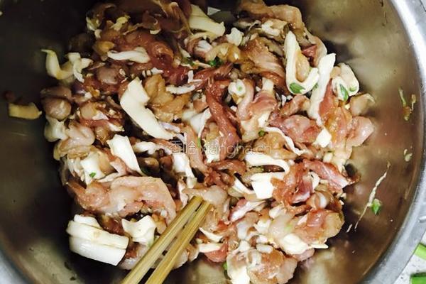 自制酥肉的做法图解3