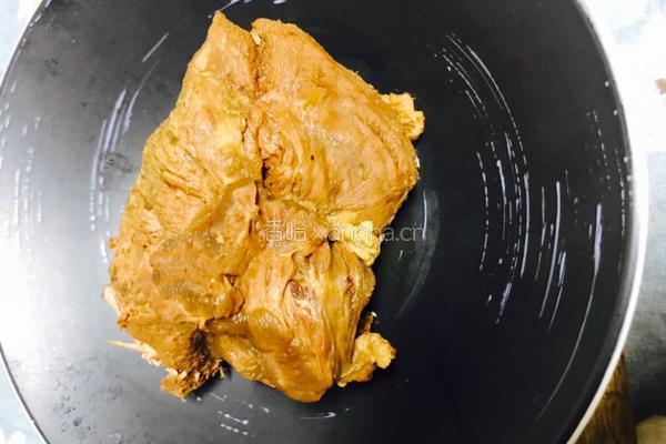 卤牛肉的做法图解5