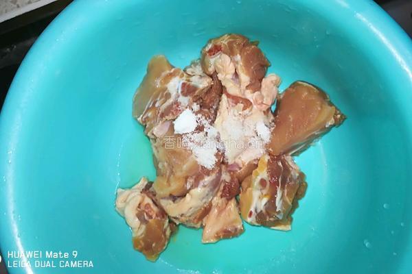 药 虫草花炖排骨汤的做法图解2
