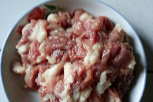 青椒炒肉片的做法图解3