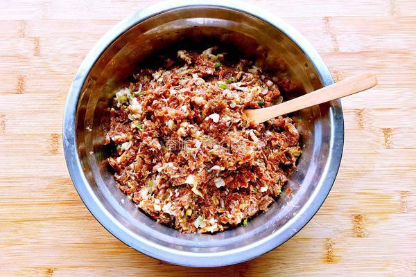 梅豆角肉包的做法图解7