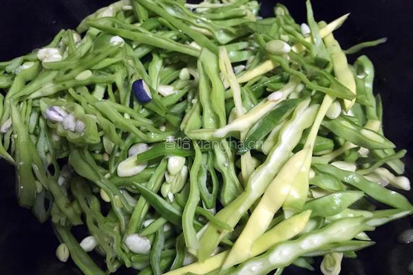 辣炒豆角丝的做法图解4
