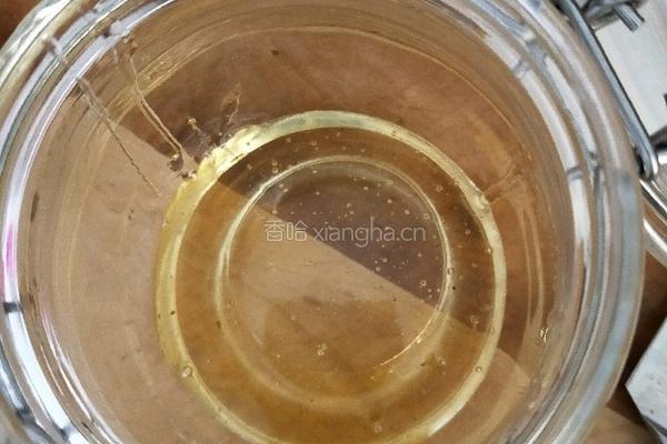 蜂蜜柠檬水的做法图解2