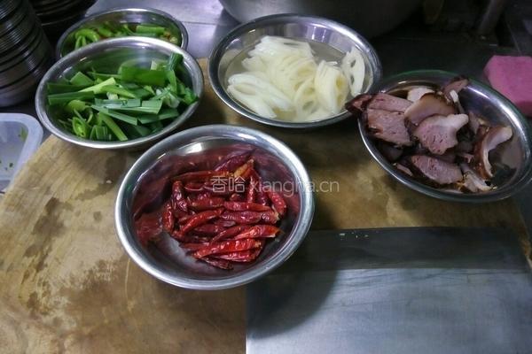 风味莲藕的做法图解1