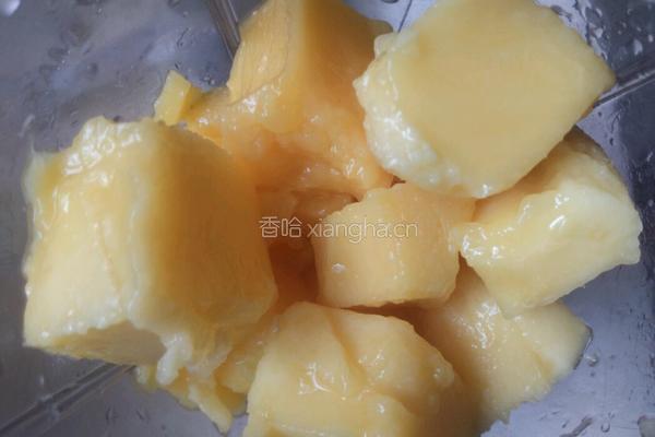 奶味芒果汁的做法图解3