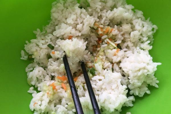剩米饭大变身的做法图解3