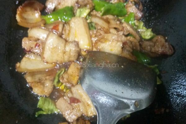 土豆片回锅肉的做法图解11