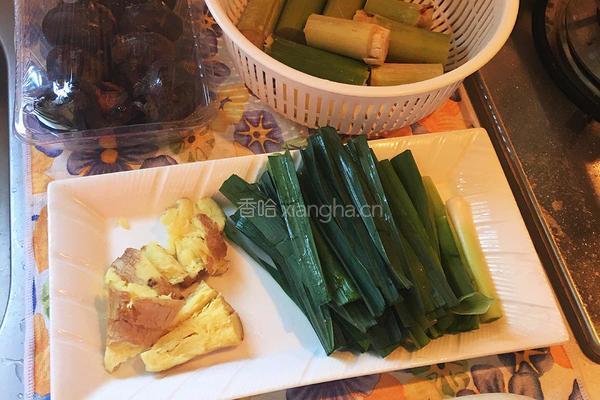 广东老火羊肉汤的做法图解1
