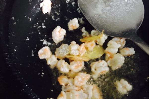 鲜虾仁烧豆腐的做法图解7