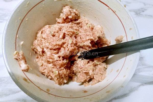 油菜粉丝肉丸汤的做法图解6