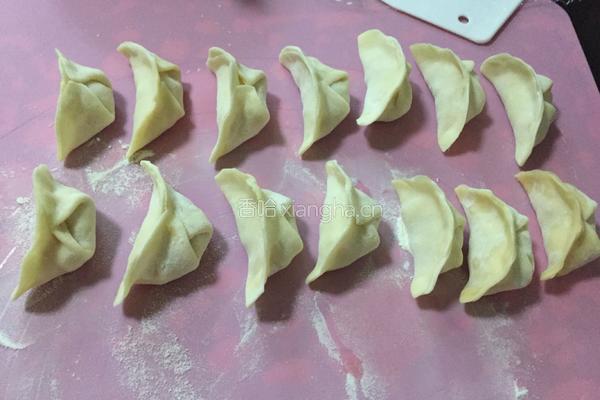 西红柿鸡蛋饺子的做法图解11