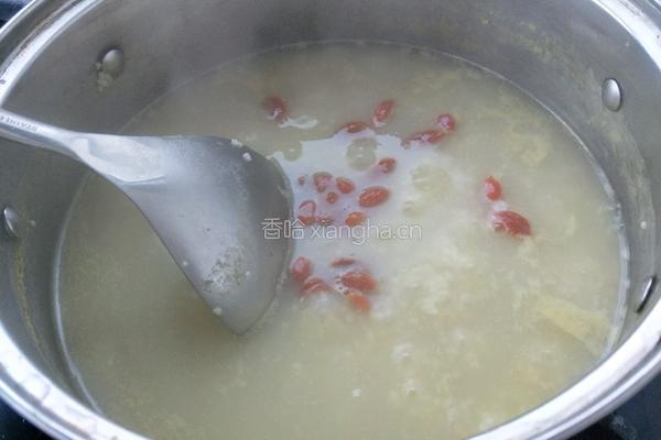 枸杞小米粥的做法图解6