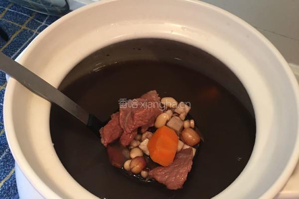 土茯苓滋阴养身老火靓汤的做法图解6