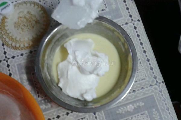 八寸戚风蛋糕的做法图解8