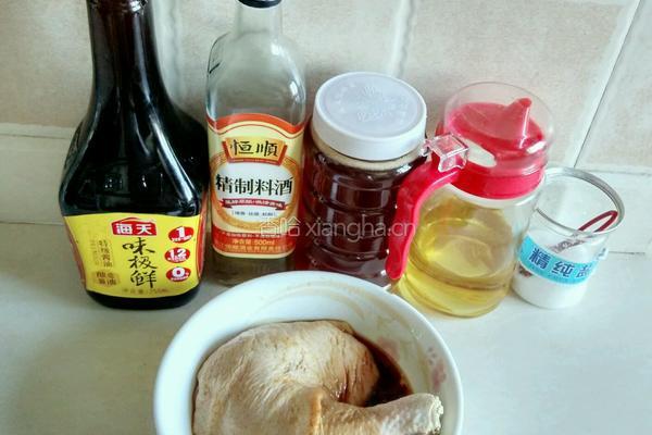 蜜汁鸡腿的做法图解1