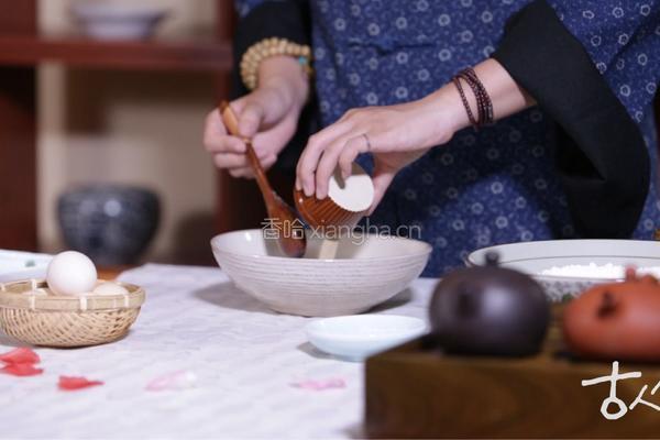 宋 笑靥儿——古人七夕节必吃的“巧克力”的做法图解1