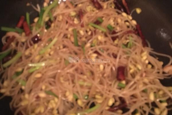 干辣椒炒黄豆芽的做法图解9