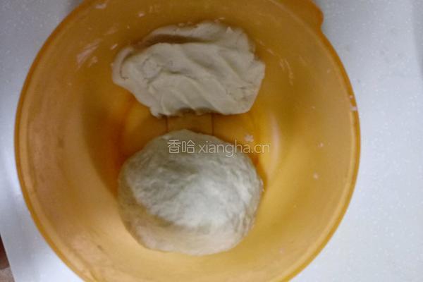 蛋黄酥（月饼)的做法图解2