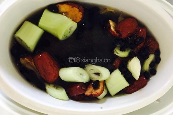 黑豆乌鸡汤的做法图解8