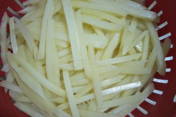 自制薯条的做法图解4